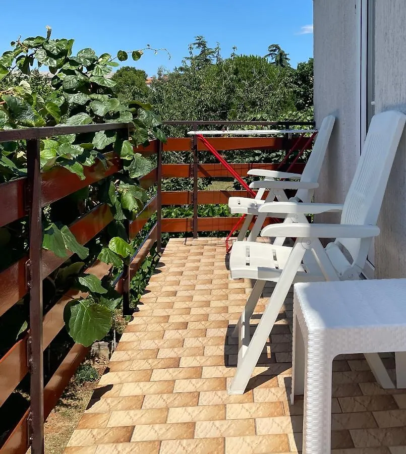 Lägenhet Apartmani Mikulic Ližnjan