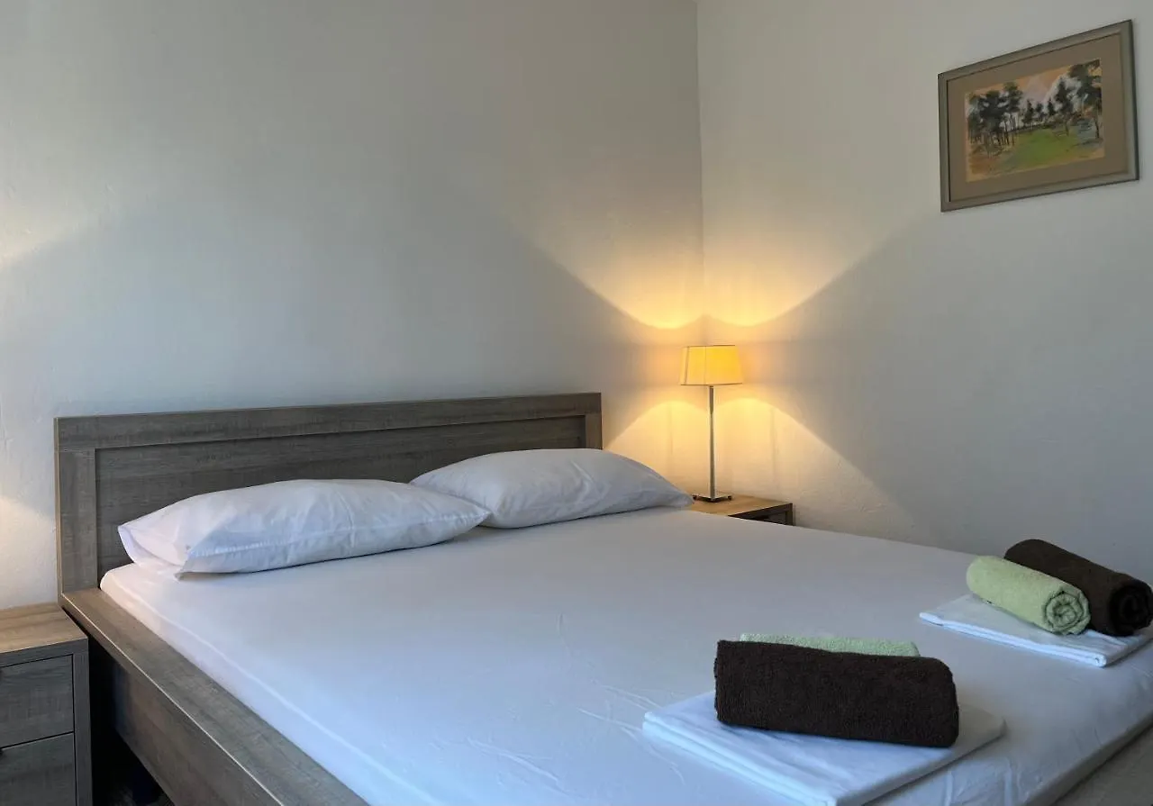 Apartmani Mikulic Liznjan Apartment