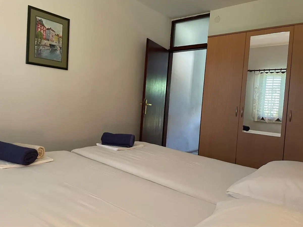 Apartment Apartmani Mikulic Liznjan