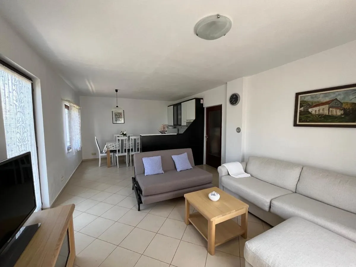 Lägenhet Apartmani Mikulic Ližnjan